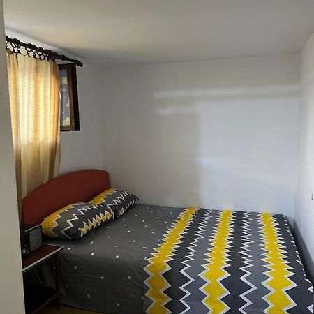 A & A Apartman 포드고리차 외부 사진