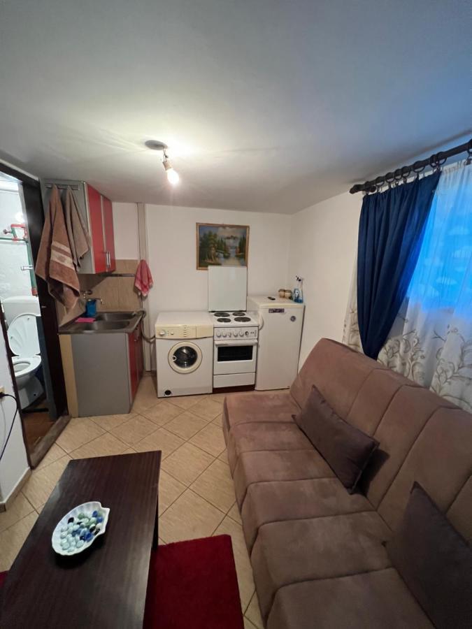 A & A Apartman 포드고리차 외부 사진